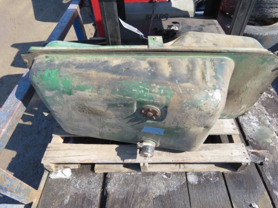 OLIVER 1850 DIESEL FUEL TANK
