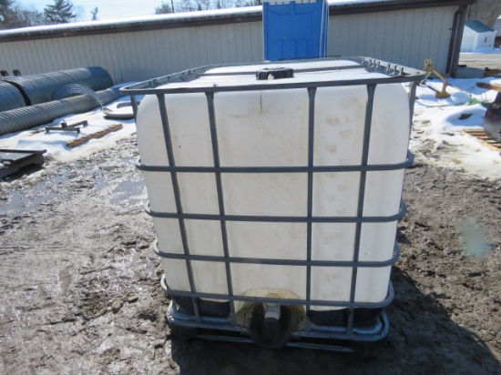 CAGED POLY TANK