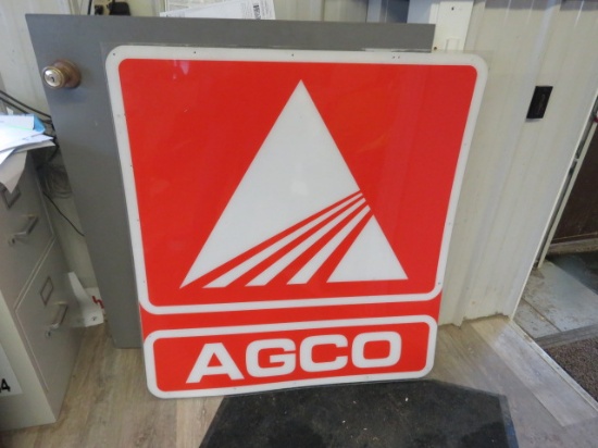 PLEXI GLASS AGCO SIGN