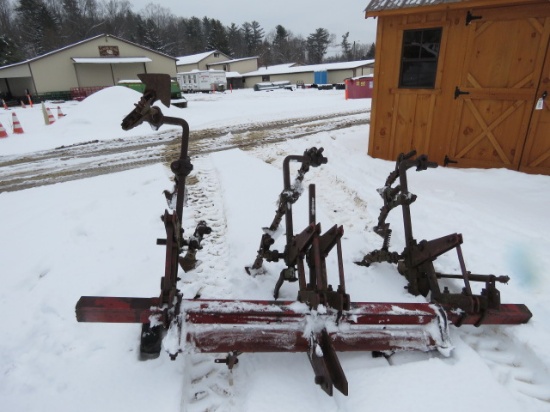 3PT HITCH 2 ROW CORN CULTIVATOR