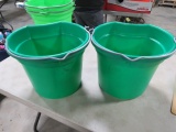 FEED BUCKETS GREEN