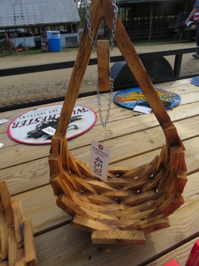 HANGING BASKET