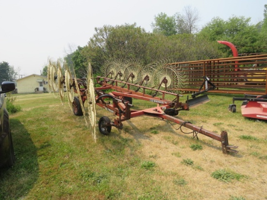 H&S BIFOLD RAKE 12 WHEEL