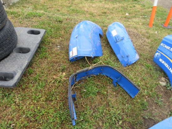3 NEW HOLLAND FENDER