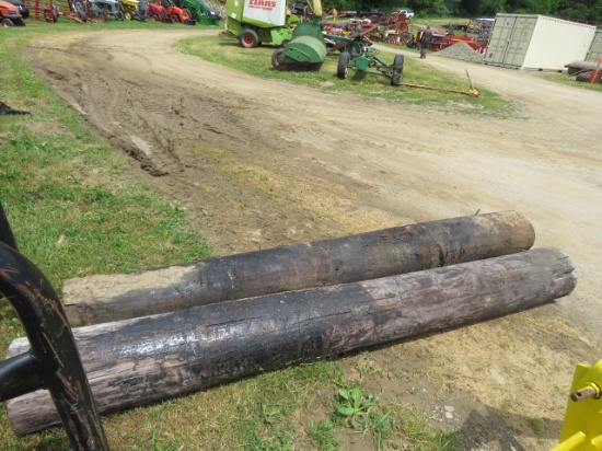 2 CORNER POSTS ( BUT ENDS OF POWER POLL