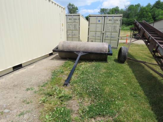 7FT PULL BEHIND ROLLER