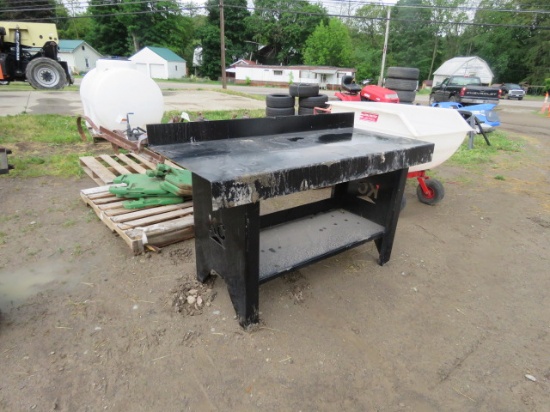 KC METAL TABLE