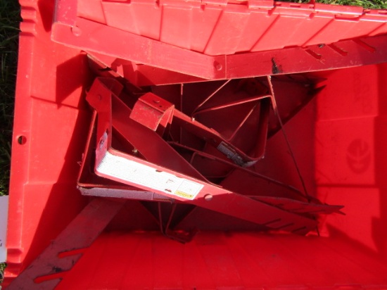 RED LADDER JACKS