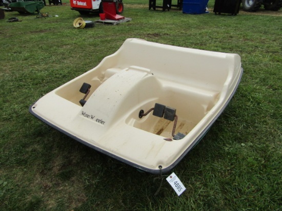 PADDLE BOAT