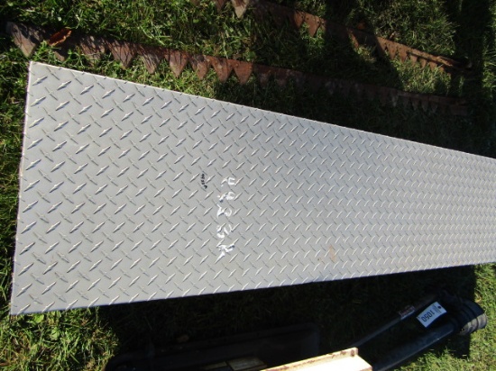TRACTOR SUPPLY DIAMOND TOOL BOX