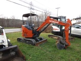 2020 HITACHI 26U MINI EXCAVATOR WITH BLADE & HYDRUALIC THUMB