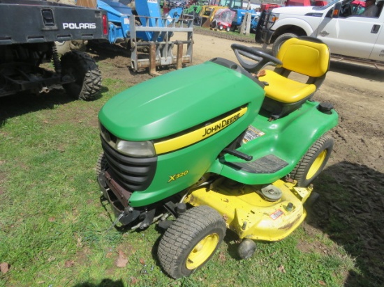 JOHN DEERE X320 RIDING LAWN MOWER 48" DECK RUNS