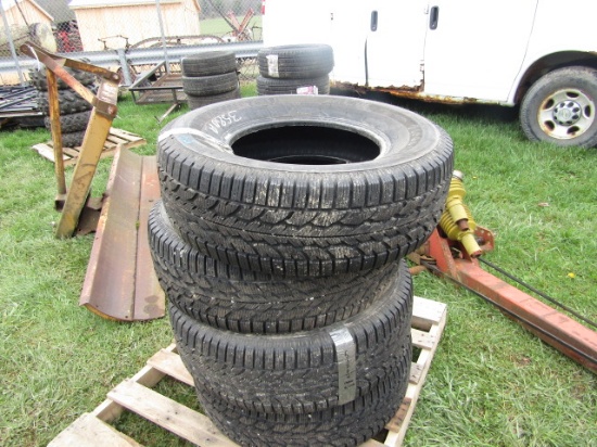 4 TIRES 265/70. 16