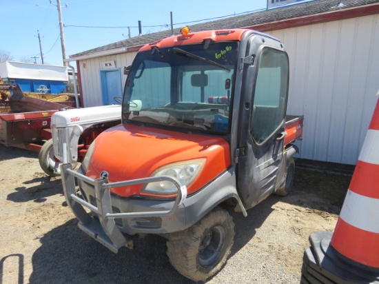 KUBOTA RTV1100C ENCLOSED CAB