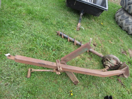3 PT HITCH POST HOLE DIGGER