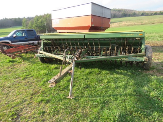 JOHN DEERE 8300 GRAIN DRILL