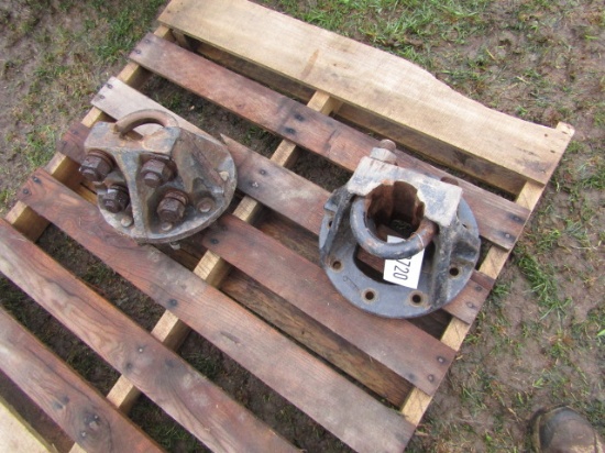 2 CLAMP ON DUAL HUBS - 9BOLTS