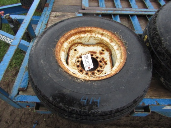 9.5L-14SL IMPLEMENT TIRE ON 6 LUG RIMS