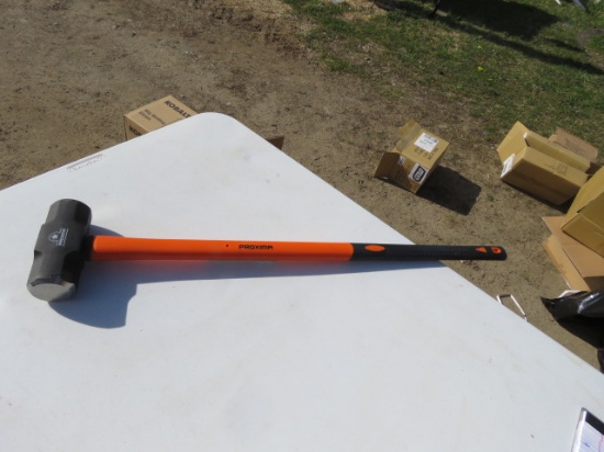 NEW 8LB SLEDGE HAMMER WITH FIBERGLASS HANDLE