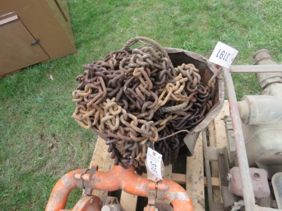 CHAINS FOR LOG SKIDDER