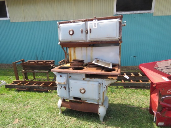 CAST IRON STOVE