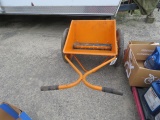 PUSH TYPE FERTILIZER SPREADER EPOKE TYPE E5