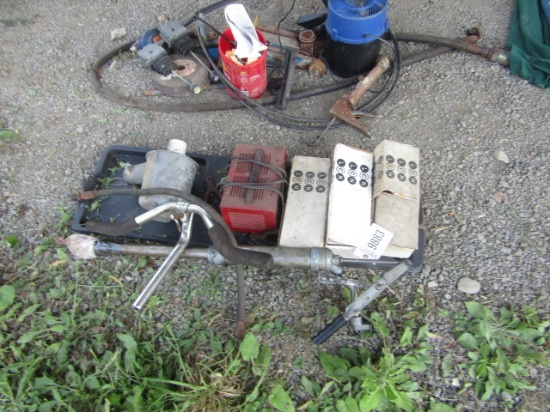 BATTERY CHARGER, HINGE MOUNTS MORE