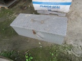 SMALL DIAMOND PLATE TOOL BOX