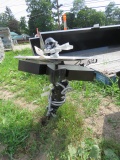 SMALL GROUND STAKE WITH FISH PLATE AND FLOWERS