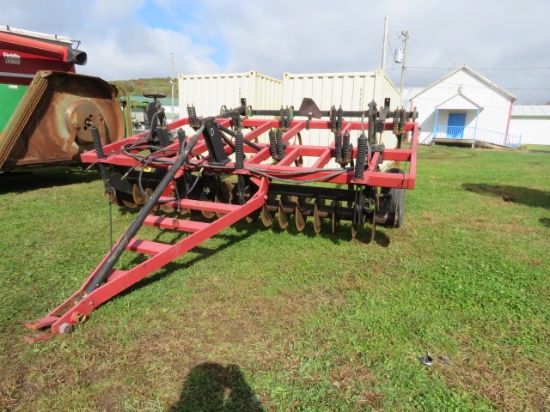 LANDALL 9 SHANK SOIL SAVER IN VERY GOOD SHAPE