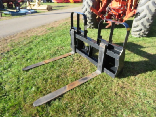 NEW HLA 4200LB SKIDSTEER ATTACH WALK THROUGH