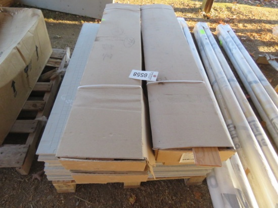 APPROX 100SQ OF 3/4 RED OAK FLOORING
