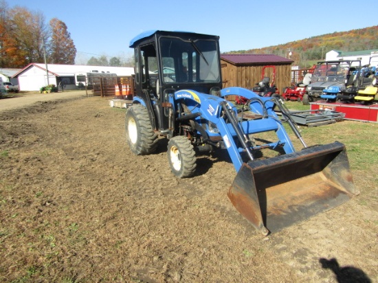 NEW HOLLAND 2210 TRACTOR WITH NEW HOLLAND