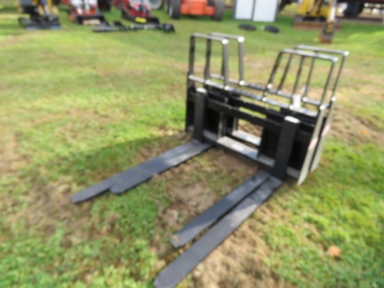 KIVEL 4200LB CAPACITY 48" WALK THRU SKIDSTEER