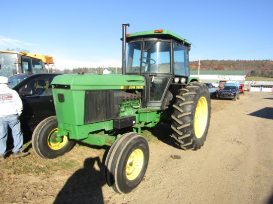 JOHN DEERE 2955 TRACTOR - HAS EXTRA HYDRAULIC PUMP