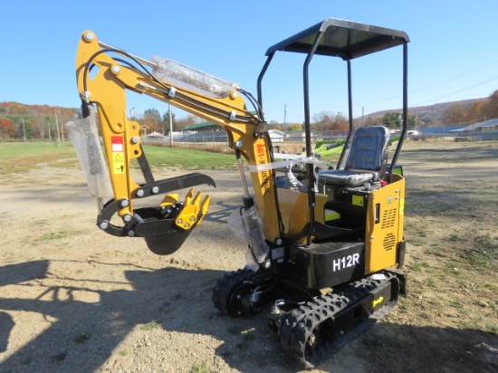 NEW 2024 AGT INDUSTRIAL H12R MINI EXCAVATOR WITH