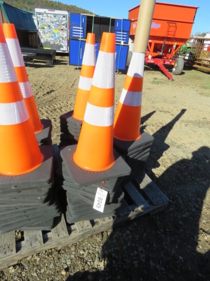 NEW TRAFFIC CONES - 10 TIMES THE BID
