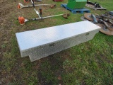 DIAMOND PLATE TOOL BOX 69