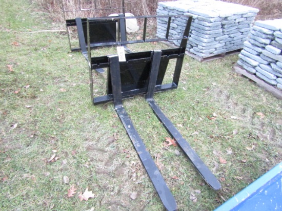 NEW KIVEL MINI PALLET FORK ATTACHMENT