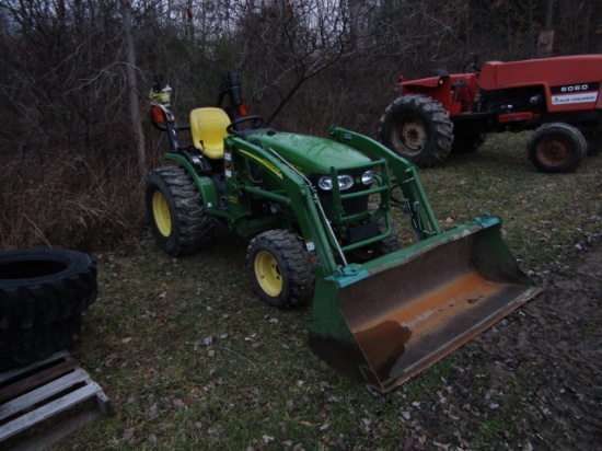 JOHN DEERE 2520 HST WITH JD 200CX LOADER 1020