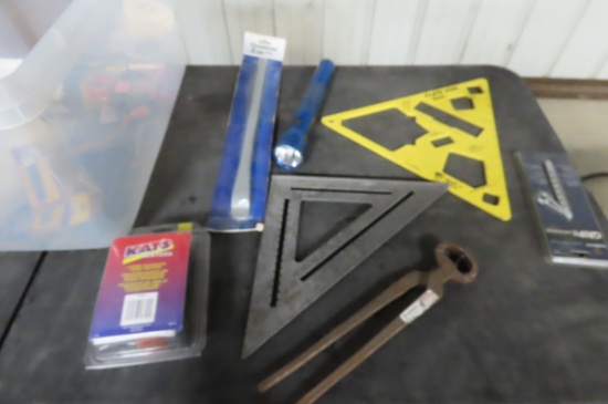 GROUP - PIPE VISE, TIRE SPOON, MAG-LITE FLASHLIGHT