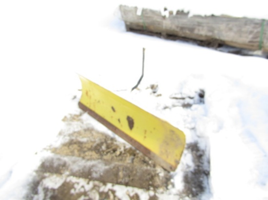 JOHN DEERE 4FT FRONT MOUNT LAWN MOWER PLOW