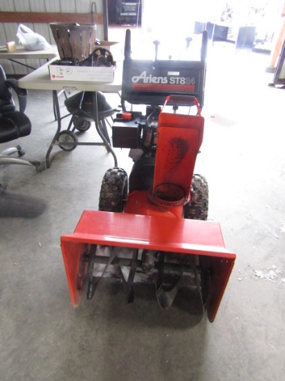 ARIENS ST824 SNOWBLOWER WITH ELECTRIC START