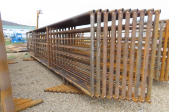 24FT METAL FREE STANDING PANELS