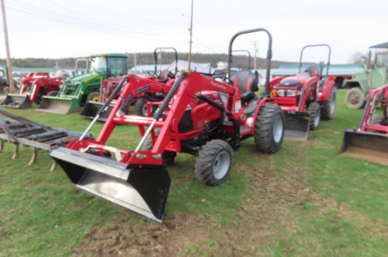 MAHRINDA 26XLT HST W/ MAHINDRA MAX 26L QUICK