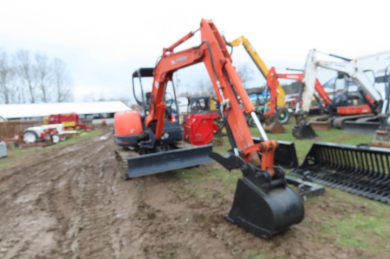 KUBOTA SUPER SERIES KX121-3 EXCAVATOR