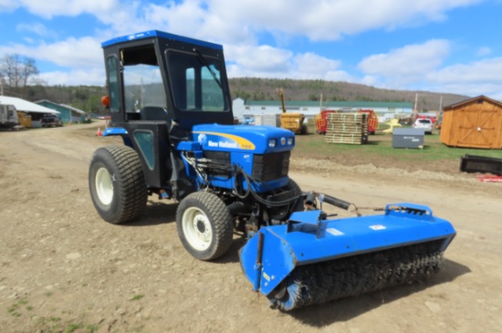 NEW HOLLAND T1510 WITH CAB, WITH NEW HOLLAND