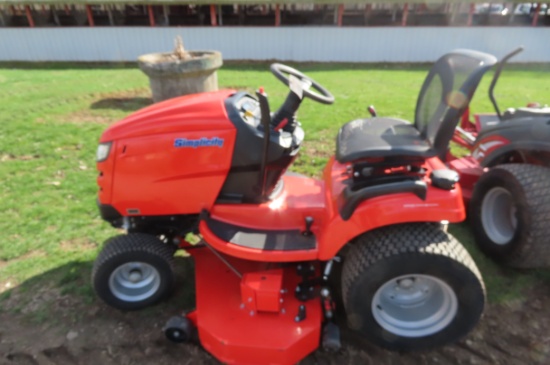SIMPLICITY LAWN TRACTOR WITH AUTOMATIC CONTROL