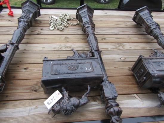 ALUMINUM BUFFALO MAILBOX - HAS SHIPIING SCRATCHES