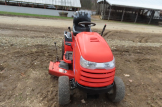 SIMPLICITY CONQUEST 4X4 LAWN TRACTOR WITH 50"